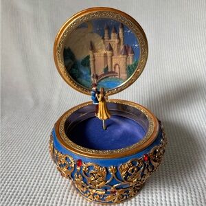 Romeo & Juliet San Francisco Music Box Company Hinged Trinket Music Box Rare
